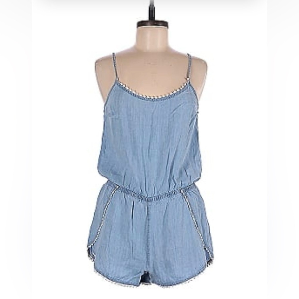 Garage Beautiful Pom Pom Trim detailed Tencel Romper - NWOT- Sz Sm 💙☀️​​ - Picture 11 of 12